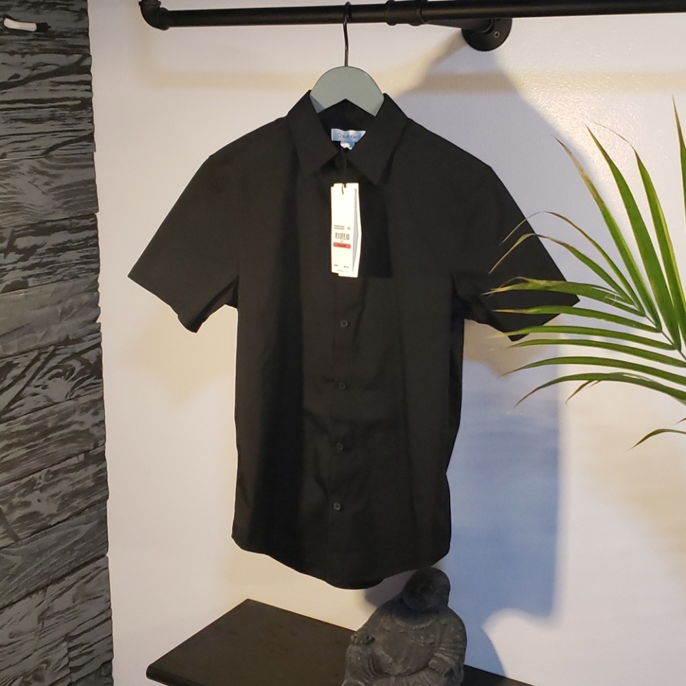 Calvin Klein Casual Button Down Short Sleeve NWT